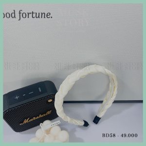 Băng đô vải đan bím tóc màu trắng sữa, đơn giản tinh tế