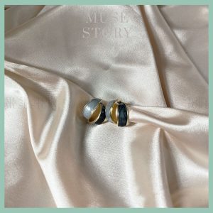 Khuyên tai mặt đá hai vòng cung 2 màu kết hợp