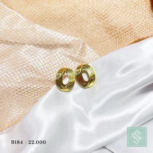 Khuyên tai form to, vòng quấn bầu dục ánh vàng đơn giản không cầu kỳ nhưng vẫn đủ làm bạn thêm phần cuốn hút B184