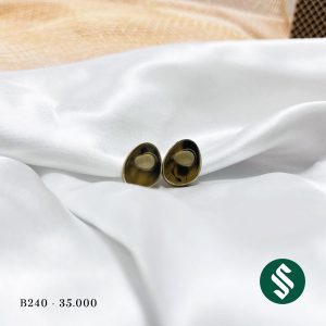 Khuyên tai hình bầu dục tựa trái trứng, thêm nét dễ thương - B240