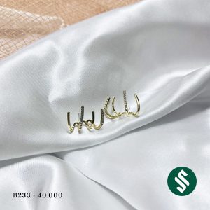 Khuyên tai hình vương miện độc đáo, thân khuyên đươc đính đá lấp lánh xinh xắn