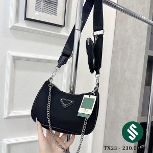 Túi đeo chéo ngang hông trendy, nam nữ đều hợp.