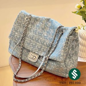Túi classic nhũ xanh bling bling bên ngoài nhìn mới mê đắm, lên ảnh không thể hiện được hết vẻ đẹp của chiếc túi xanh hot nhất năm nay TX17