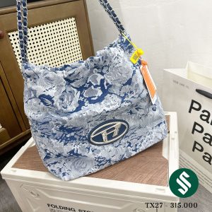 Túi dây rút chữ D khuyết xanh loang. Chất vải jeans bò loang màu xanh trendy,lodo chữ D khuyết dặc biệt