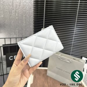 Ví CnK dập ô trám màu xanh da trời