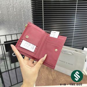 Ví CnK dập ô trám, bên trong ví