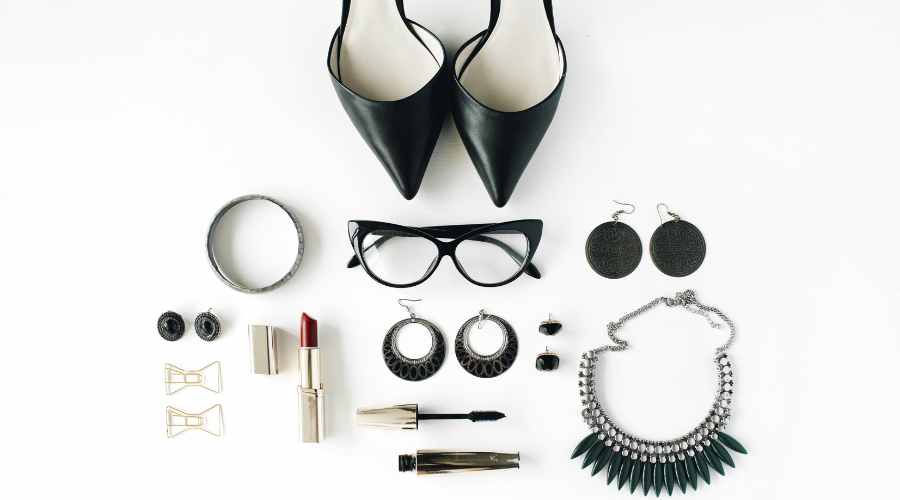 phong cách minimalism sử dụng phụ kiện gì